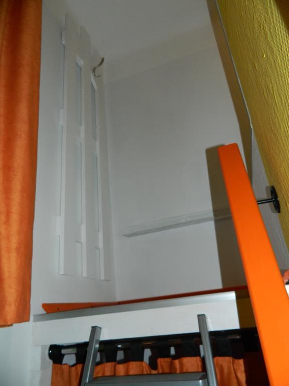 The Georgehouse Hostel Львов Экстерьер фото